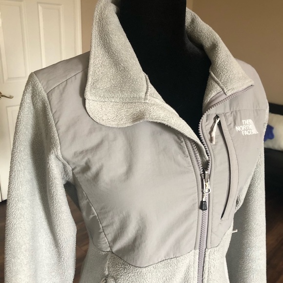 North Face Jacket - Picture 3 of 16